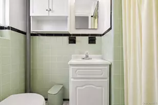 2630 Kingsbridge Terrace, Bronx, NY 10463 - Photo 15