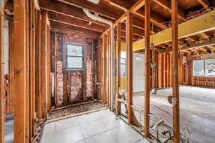 34 Pinelawn Ave, Shirley, NY 11967 - Photo 11