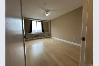 64-05 Yellowstone Boulevard #403S, Forest Hills, NY 11375 - Photo 29