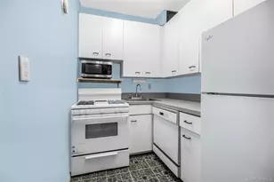 505 Central Ave, White Plains, NY 10606 - Photo 17