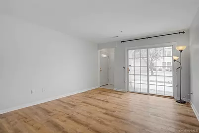 261 Ruth Court, Middletown, NY 10940 - Photo 7