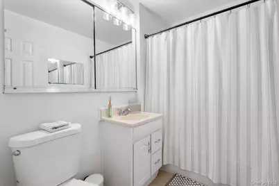 555 Central Park Avenue #109, Scarsdale, NY 10583 - Photo 11