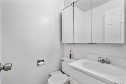 555 Central Park Avenue #109, Scarsdale, NY 10583 - Photo 15