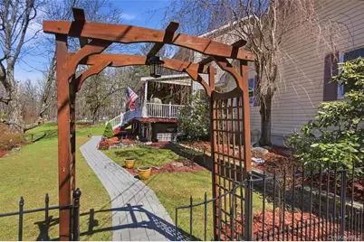 1285 Lakes Road, Monroe, NY 10950 - Photo 35