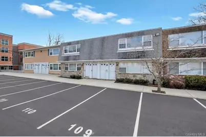 1 Atlantic Avenue #74, Farmingdale, NY 11735 - Photo 11