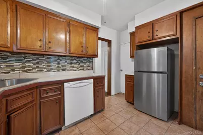 8931 85th Street, Woodhaven, NY 11421 - Photo 11