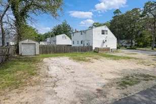 532 Park Ave, Centereach, NY 11720 - Photo 3