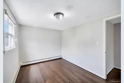 532 Park Avenue, Centereach, NY 11720 - Photo 33