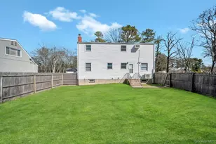 532 Park Ave, Centereach, NY 11720 - Photo 39