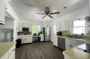 6 Beech Hill Rd, Lloyd Harbor, NY 11743 - Photo 7