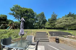 6 Beech Hill Rd, Lloyd Harbor, NY 11743 - Photo 15