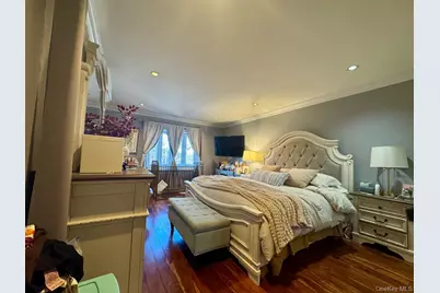 199-18 Cross Island Parkway, Whitestone, NY 11357 - Photo 11