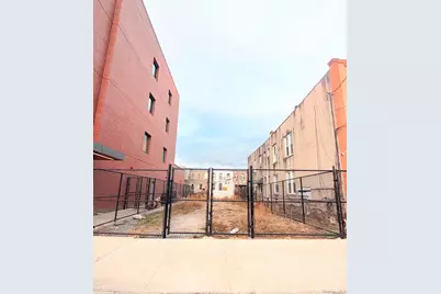 465 Cleveland Street, Brooklyn, NY 11208 - Photo 5