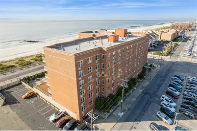 560 W, Broadway #1R, Long Beach, NY 11561 - Photo 1