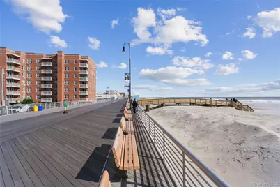 560 W, Broadway #1R, Long Beach, NY 11561 - Photo 13