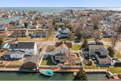 59 Purdy Lane, Amityville, NY 11701 - Photo 5
