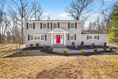 9 Mohawk Lane, Yorktown Heights, NY 10598 - Photo 1