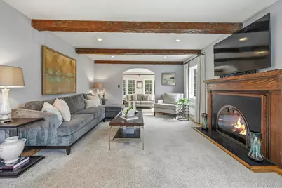 106 Thayer Road, Manhasset, NY 11030 - Photo 7