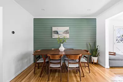 38 Chenango Drive, Bay Shore, NY 11706 - Photo 9