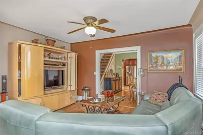 921 N 5th Street, New Hyde Park, NY 11040 - Photo 7