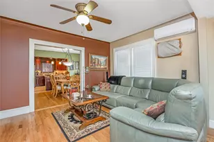 921 N 5th St, New Hyde Park, NY 11040 - Photo 5