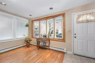 921 N 5th St, New Hyde Park, NY 11040 - Photo 5