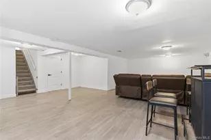 111 Shepherd St, Rockville Centre, NY 11570 - Photo 21