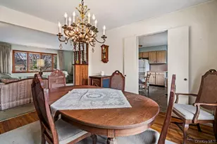 848 Hampshire Rd, Bay Shore, NY 11706 - Photo 11