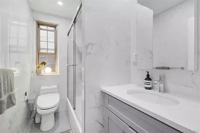 1100 Grand Concourse #4B, Bronx, NY 10456 - Photo 11