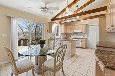 35 Woodcrest Drive, Armonk, NY 10504 - Photo 9