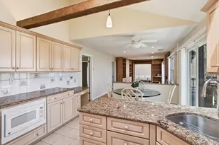 35 Woodcrest Dr, Armonk, NY 10504 - Photo 11