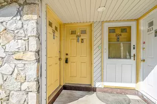 222 Pointe Cir N, Coram, NY 11727 - Photo 3