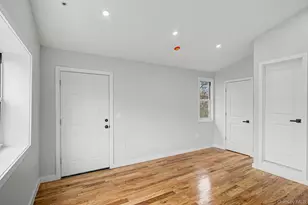 19 Westside Ave, Bay Shore, NY 11706 - Photo 11