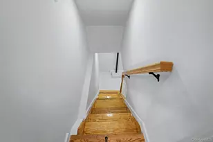 19 Westside Ave, Bay Shore, NY 11706 - Photo 23