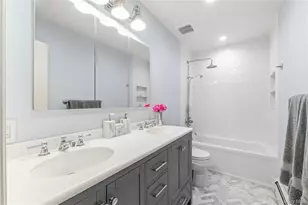 22 Delaware Ave, Jericho, NY 11753 - Photo 27