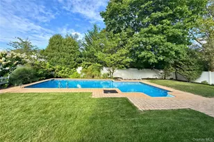 22 Delaware Ave, Jericho, NY 11753 - Photo 33