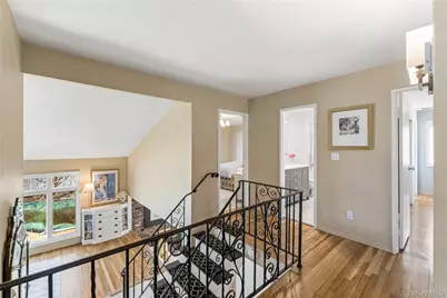 22 Delaware Avenue, Jericho, NY 11753 - Photo 21