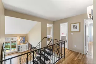 22 Delaware Ave, Jericho, NY 11753 - Photo 21