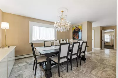 22 Delaware Avenue, Jericho, NY 11753 - Photo 9