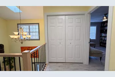 110 Willow Wood Drive, Oakdale, NY 11769 - Photo 35