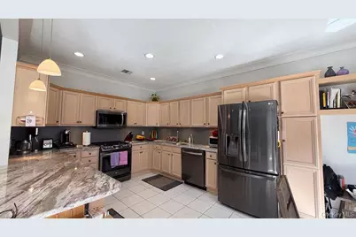 110 Willow Wood Drive, Oakdale, NY 11769 - Photo 7