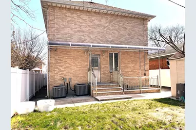 70-10 172nd Street, Fresh Meadows, NY 11365 - Photo 21