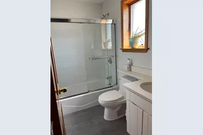 70-10 172nd Street, Fresh Meadows, NY 11365 - Photo 17
