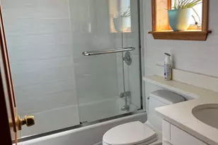 70-10 172nd St, Fresh Meadows, NY 11365 - Photo 17