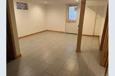 70-10 172nd Street, Fresh Meadows, NY 11365 - Photo 19