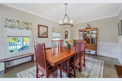 20 Dogwood Lane, East Moriches, NY 11940 - Photo 13