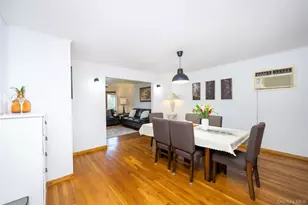 15 Alexander Dr, Syosset, NY 11791 - Photo 3