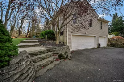 4 Apple Lane, Wading River, NY 11792 - Photo 3