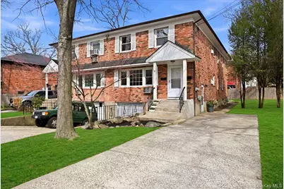 7 Anchorage Road, Port Washington, NY 11050 - Photo 1