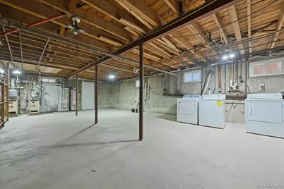 7 Anchorage Road, Port Washington, NY 11050 - Photo 41